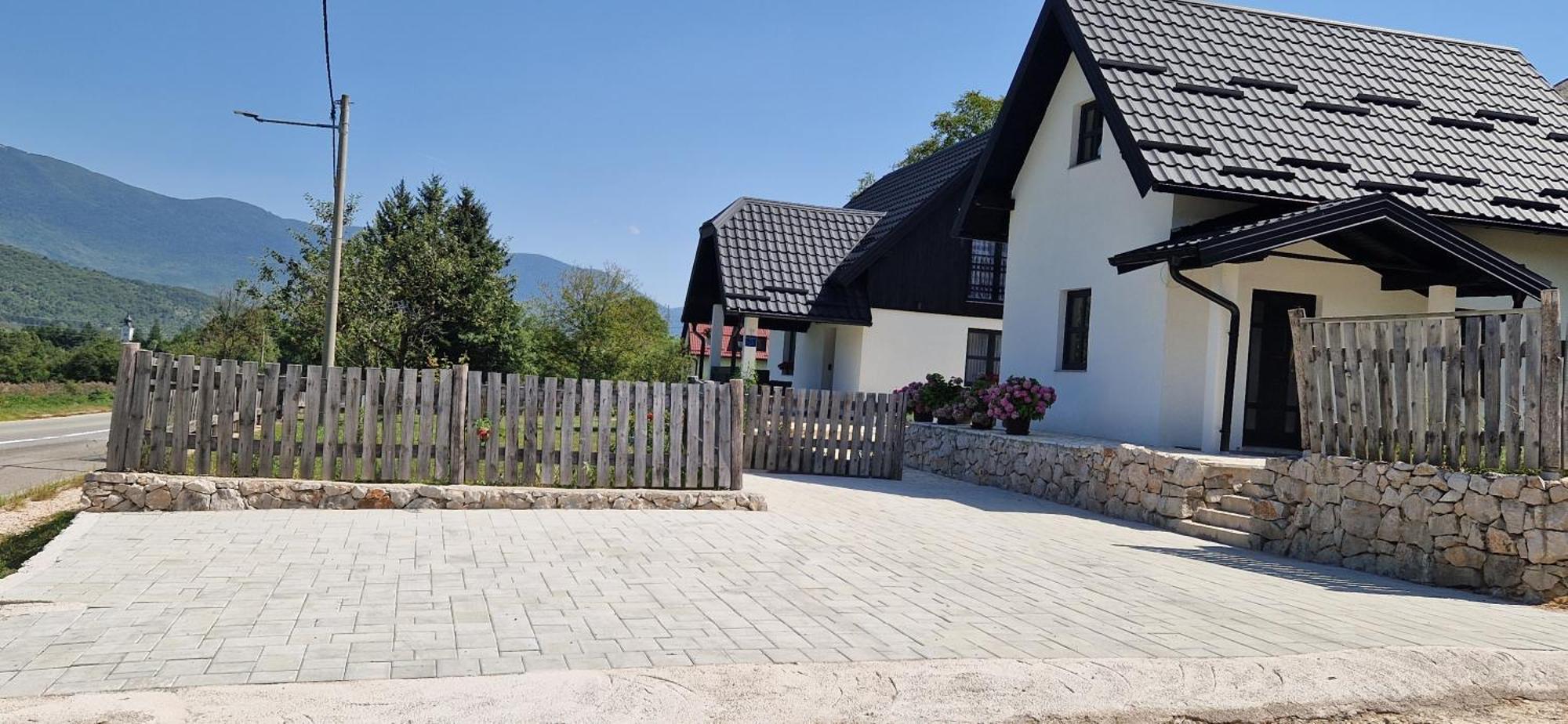 Holiday home Plitvice Apis *